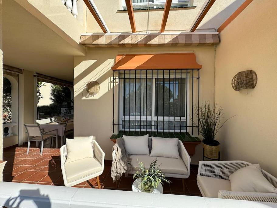 Nuevo Torrox Deluxe Beach & Piscina Ngoại thất bức ảnh