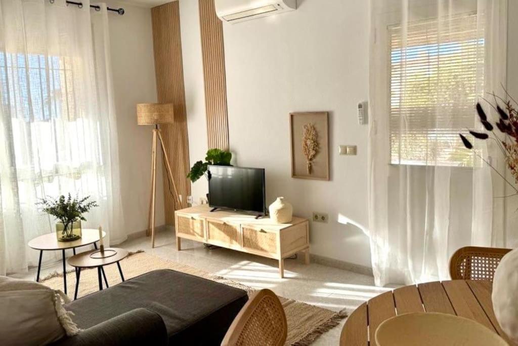 Nuevo Torrox Deluxe Beach & Piscina Ngoại thất bức ảnh